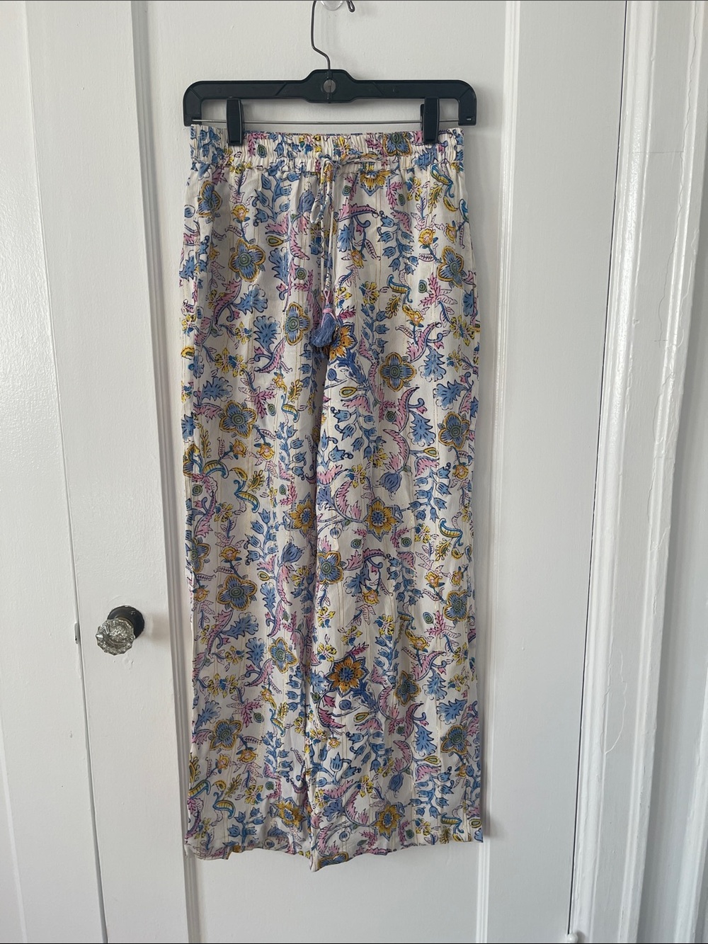 HEMANT & NANDITA Vans White Floral Paisley Gold Metallic Wide Leg Pants - Picture 5 of 12